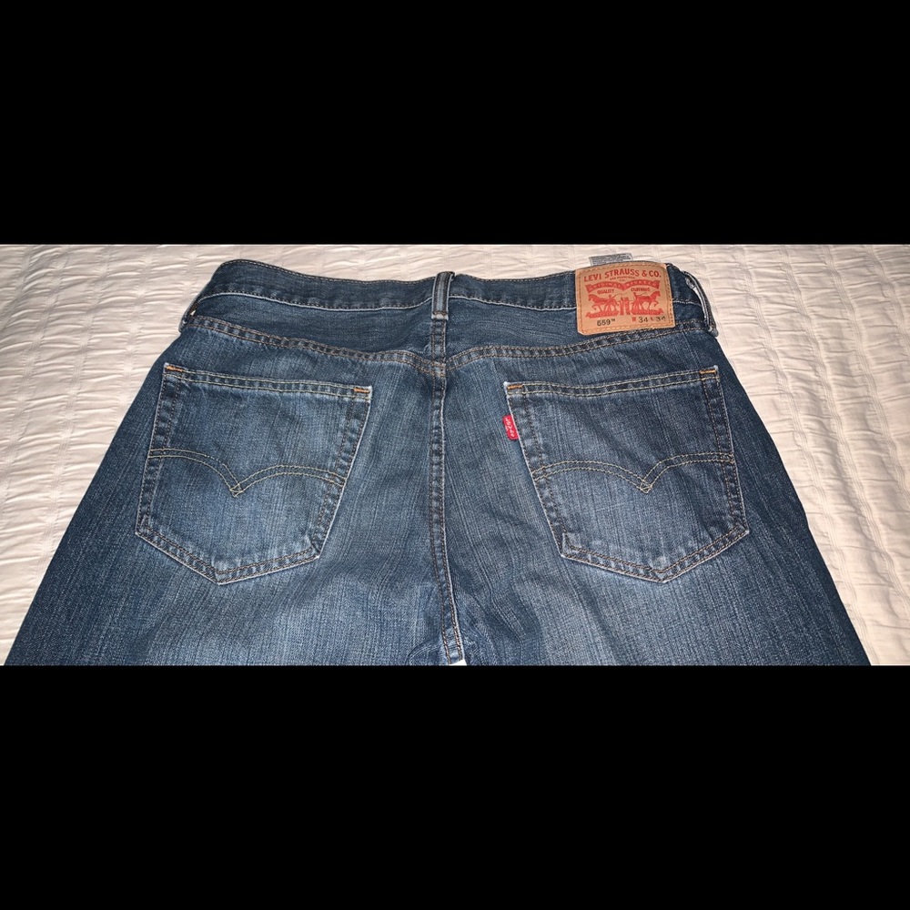 Levi’s Jeans Relaxed fit.